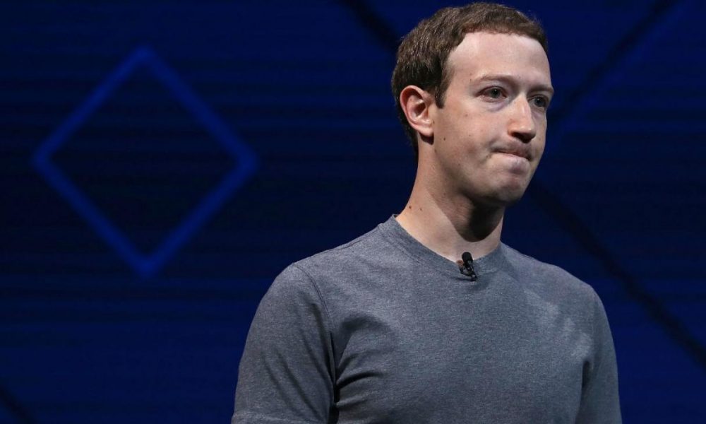 Mark Zuckerberg Loses $15 Billion,$15 Billion Facebook Fall,Startup Stories,Startup News India,2018 Latest Business News,Facebook CEO Mark Zuckerberg Loses $15 Billion,Cambridge Analytica,Facebook Fall Record,Facebook Latest News